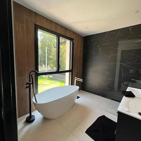Haut Standing Avec Piscine *