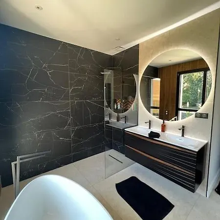 Haut Standing Avec Piscine Villa *